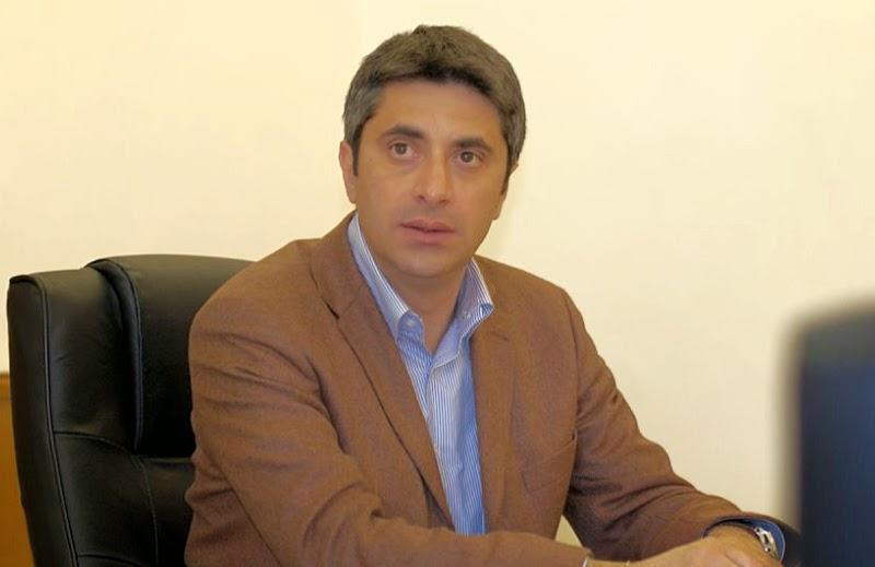 Simone Cretaro 1000 ritaglio