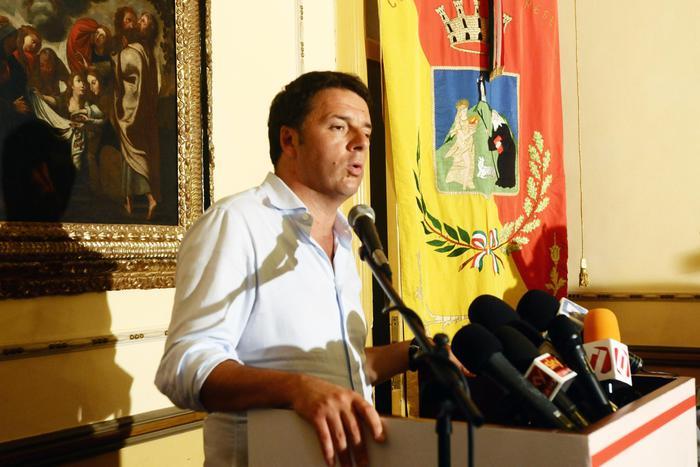 MatteoRenzi straparla 4set14