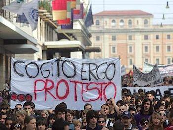 protesta studenti 350-260