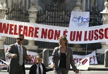 welfare non è lusso 350-260