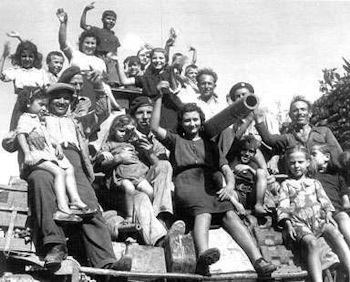 25 aprile 1945 donne uomini 350 260