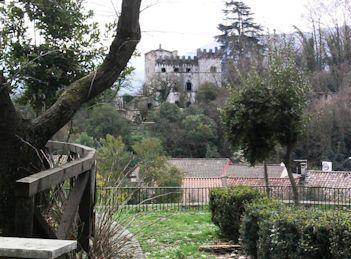 Castel Sindici parco 350 260