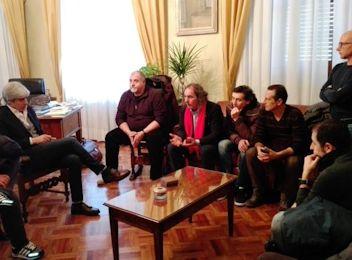Pompeo VertFrus 9feb16 350 260
