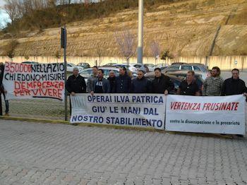 Striscioni di lotta dei disoccupati 350 260