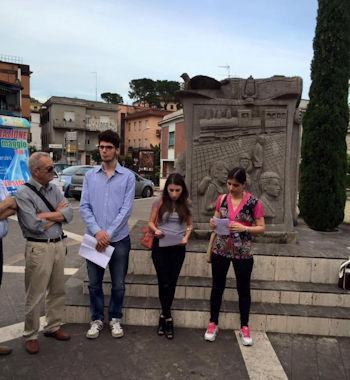 28maggio Momumento L.Mastrogiacomo 350