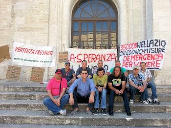 sit in 13giu16 P.zza Gramsci 350 260