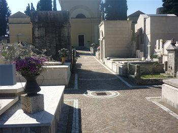 Ferentino Cimitero 350 260