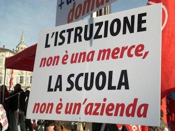 cartello scuola pubblica