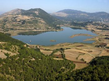 Lago di Canterno