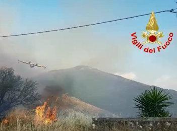 incendio canadair