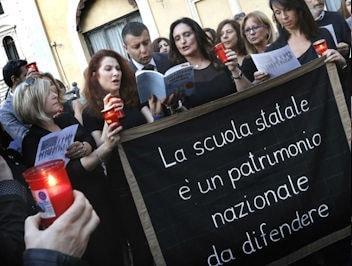 rinnovo contratti aumento stipendio insegnanti 350 260 min