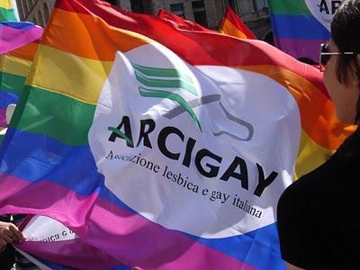 Arcigay Bandiera min