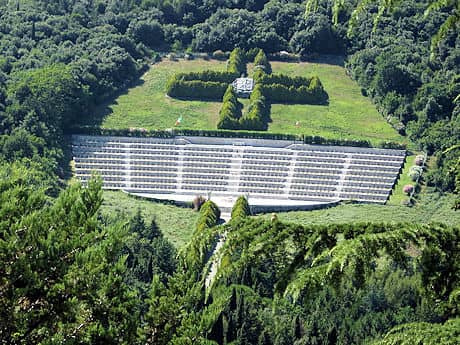 Cassino Cimitero Polacco 460 342 min