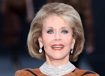 Splendida Jane Fonda 80 anni min