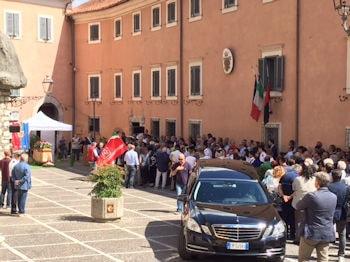 funerali compagnoni 3 Bettinellli 350 min