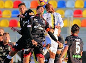 Fr calcio Soddimo di testa 350 260 min