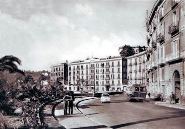 corso vittorio emanuele Napoli 350 260 min