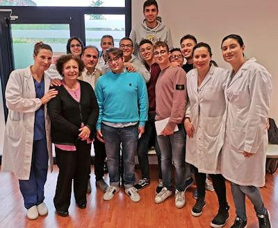 LoStaffdel dottor Montano gli studenti presso Clinimed Ceccano min