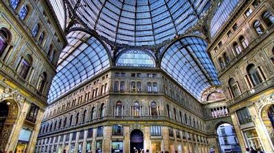 Napoli casa massonica 400 min