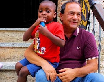 Mimmo Lucano il Sindaco dellaccoglienza 350 min