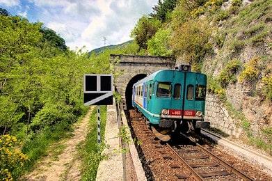 ferrovia per Avezzano 390 min