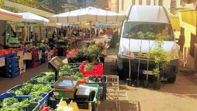 Ceccano mercato ortofrutticolo del mercoledì in Via San Sebastiano 350 min