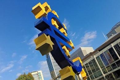 ECB bankUE 390 min