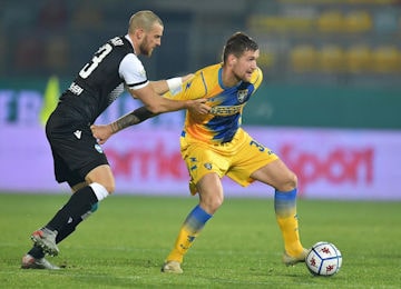 Parzyszek Vicari 390 min