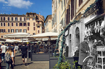 Roma Campo de Fiori antica norcineria viola 350