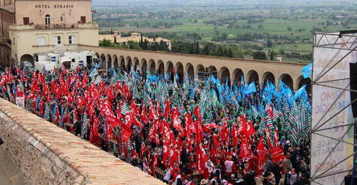 Primo Maggio ad Assisi ©tgcom24.mediaset.it Primo maggio ad Assisi 700 min