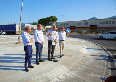 Foto rotatoria inaugurazione 400TG24.info min