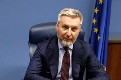 LorenzoGuerini Ministro guerrafondaio ansa 390 min