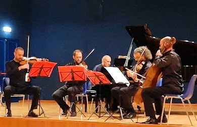 Sandro De Palma e I Solisti Aquilani 390 min